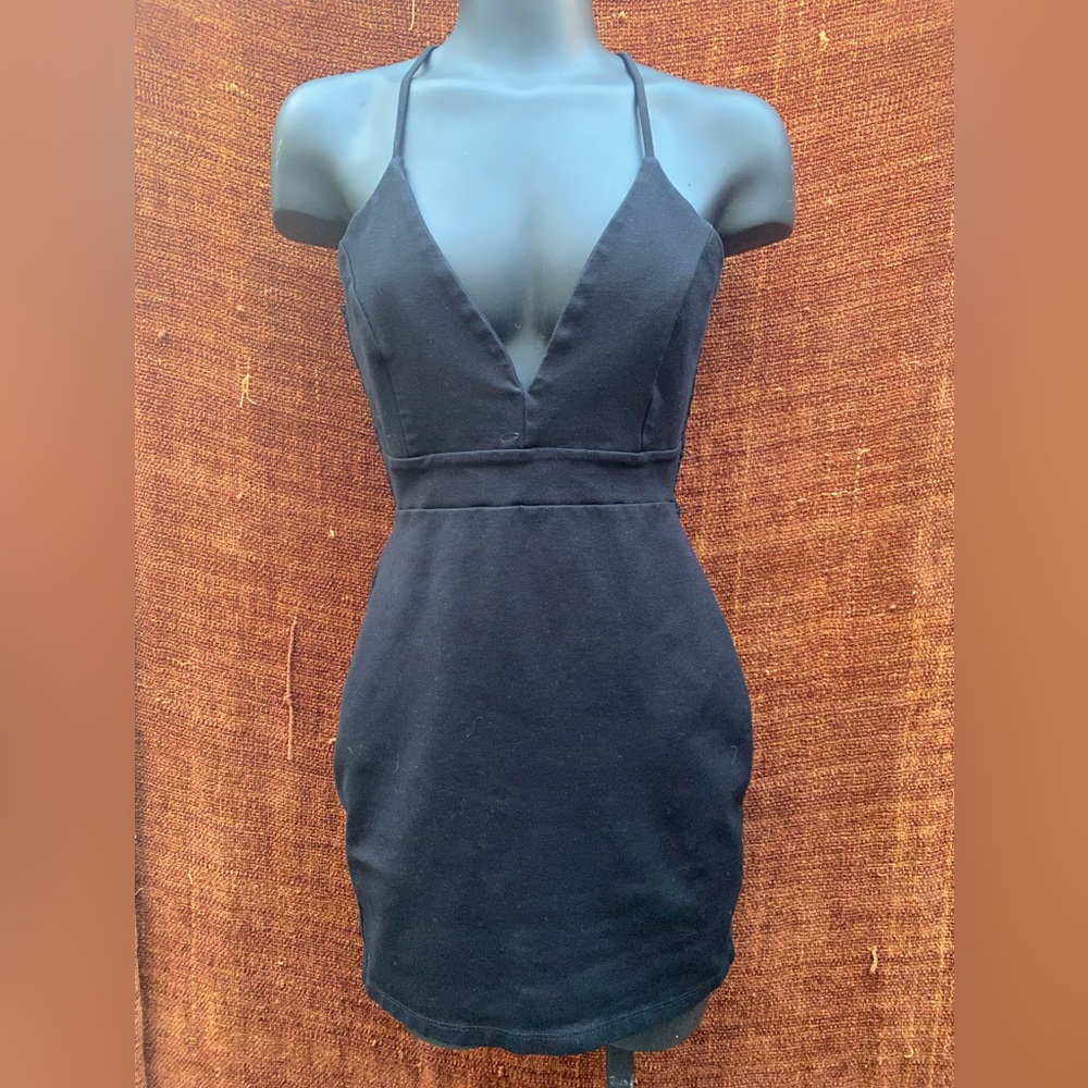 Black mini dress by Windsor